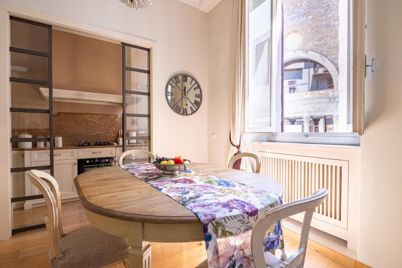 Central And Roomy Near The Station And Duomo - Homeunity Florence Luaran gambar