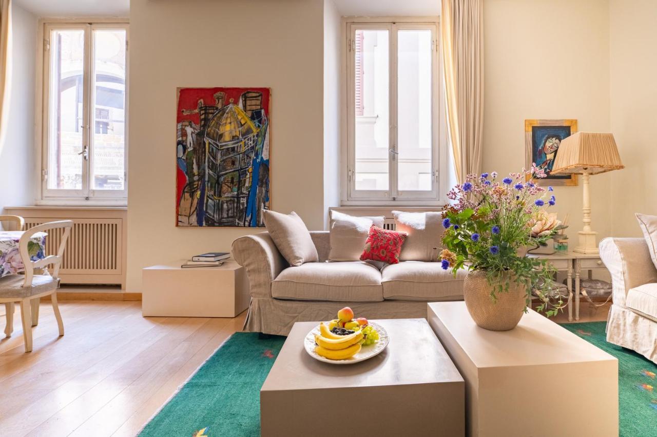 Central And Roomy Near The Station And Duomo - Homeunity Florence Luaran gambar